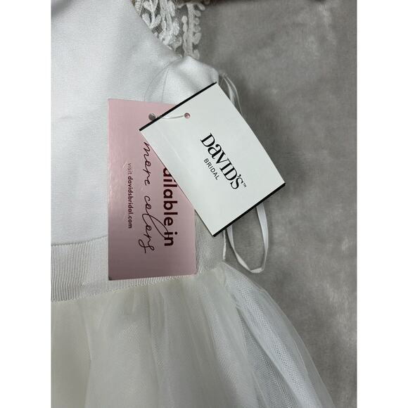 NWT DAVIDS BRIDAL Crochet Cap Sleeve Ivory Tulle Flower Girls Dress Size 5 - Picture 2 of 12
